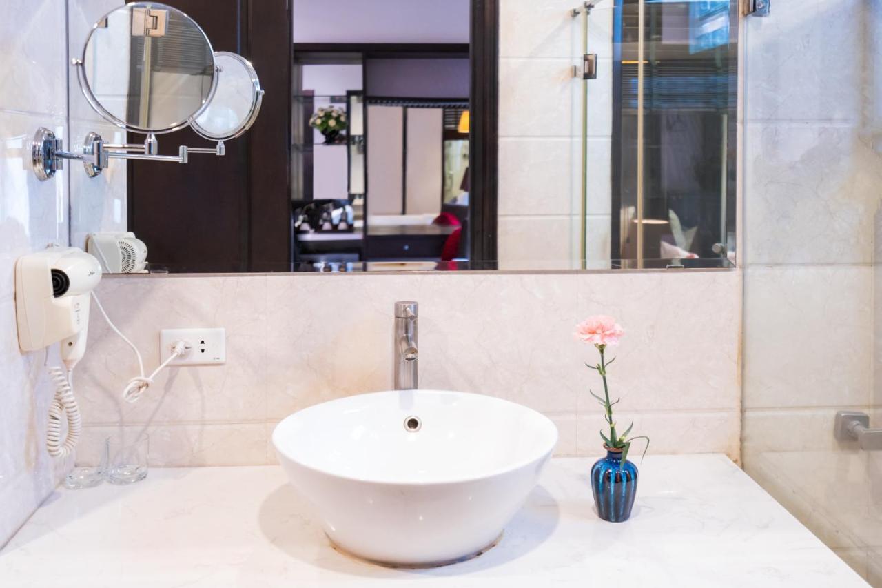 Hanoi Center Silk Charming Hotel & Travel ภายนอก รูปภาพ