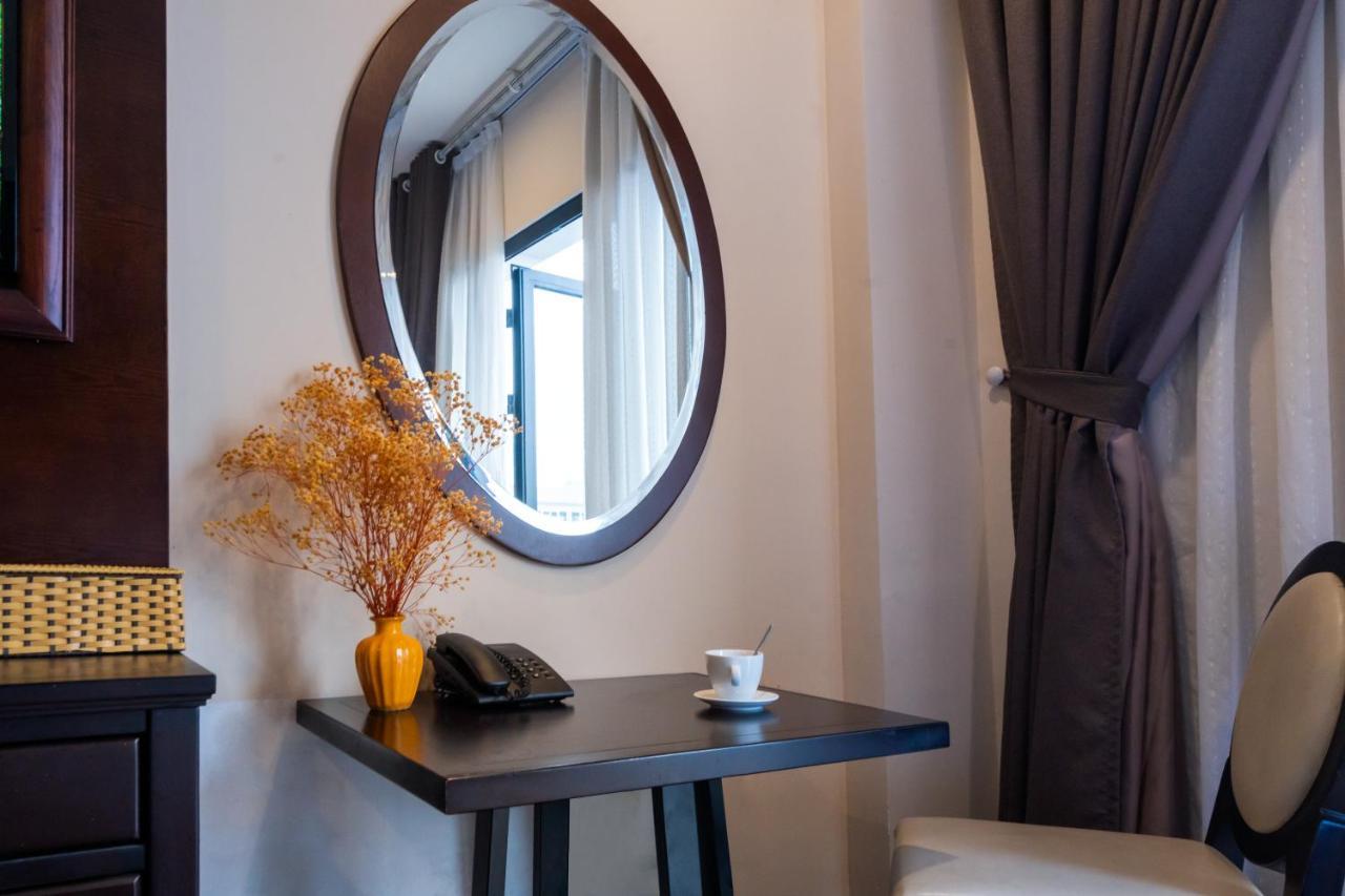 Hanoi Center Silk Charming Hotel & Travel ภายนอก รูปภาพ