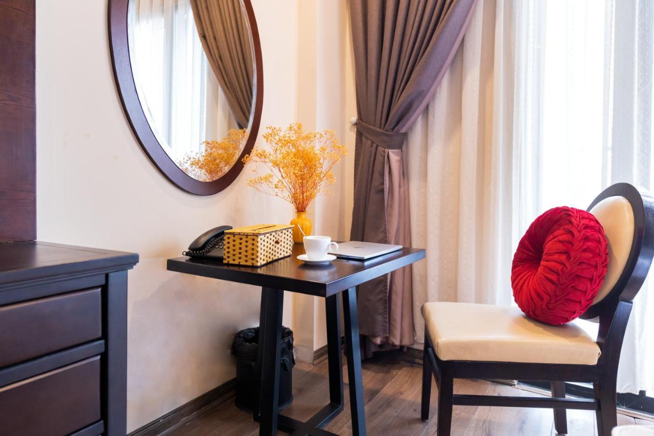 Hanoi Center Silk Charming Hotel & Travel ภายนอก รูปภาพ